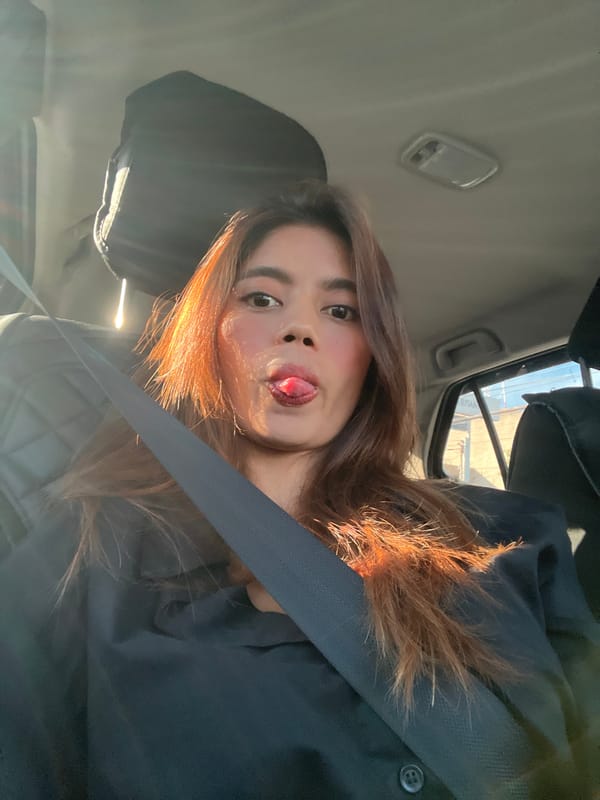 Woman takes playful selfies in car, Davao City