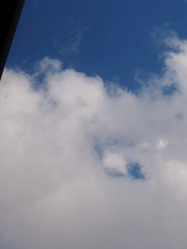 A quiet afternoon in Talin: gardens, skies, and everyday objects