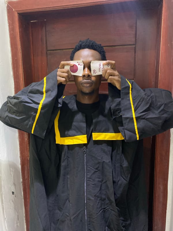 Card magician performs Whot tricks in Joma, Ghana