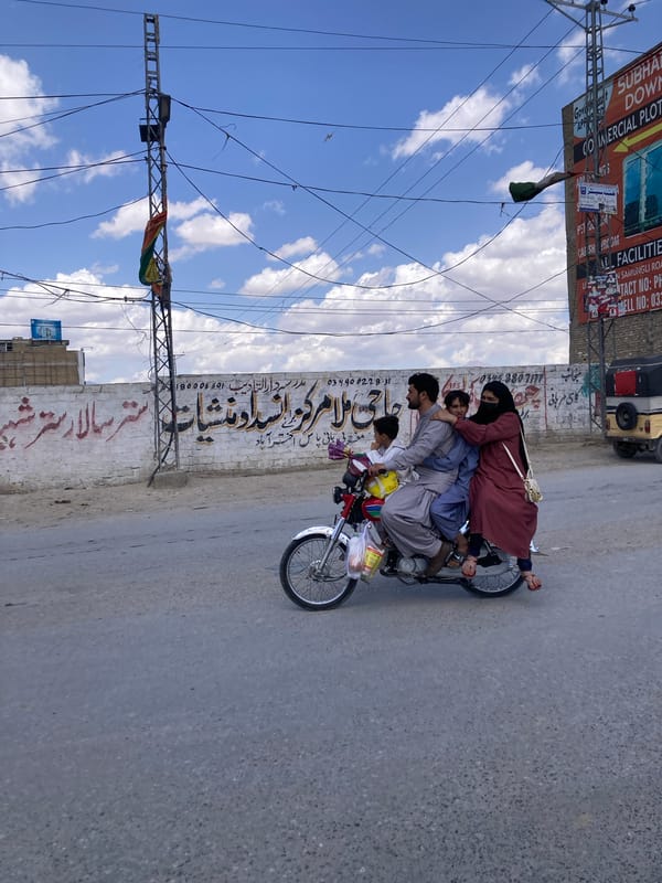 Daily transport scenes captured in Quetta streets