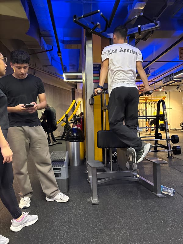 Late-night gym session at a stylish San Isidro fitness center