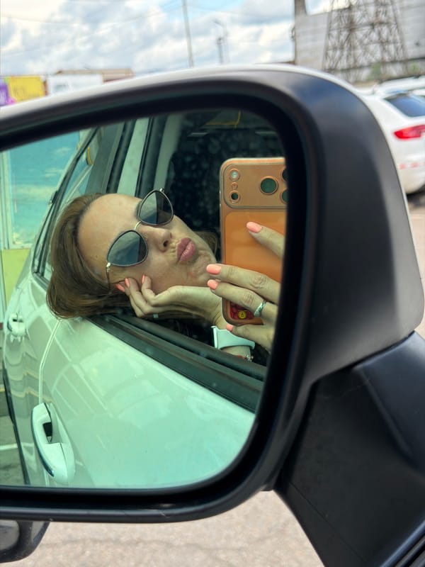 Car selfies and a bike lane clip from Birobidzhan