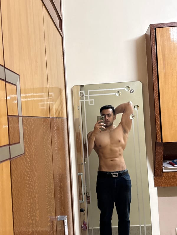 Man documents mirror selfie session in Kolkata residence