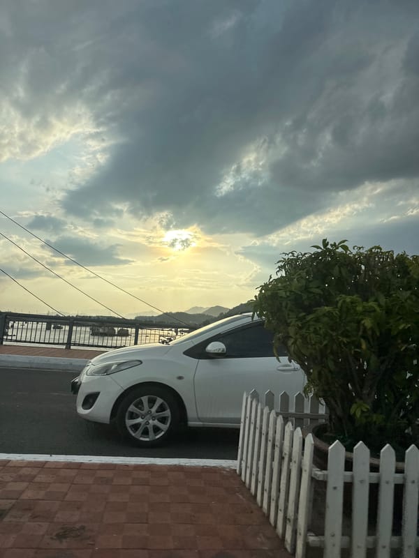 Morning scenes documented across Bac Nha Trang Ward, Vietnam