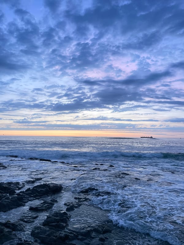 Beachgoers enjoy afternoon to evening at Arica shore