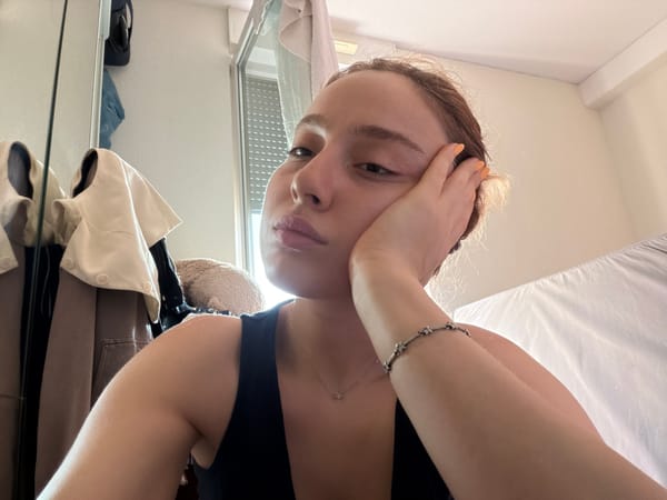 Quick selfie session in Strasbourg, black top and silver necklace