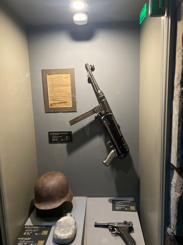 Visitor documents extensive WWII museum exhibit in Russia