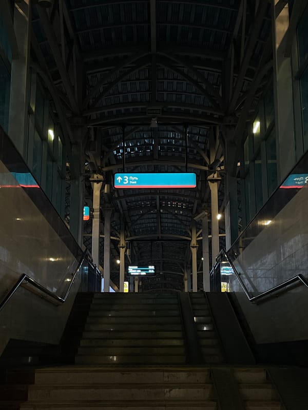 Transit hub and winter mountain views documented in Sirius
