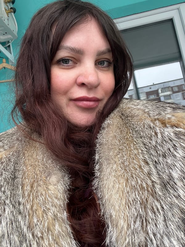 Woman documents morning routine through selfies in Perm, Russia