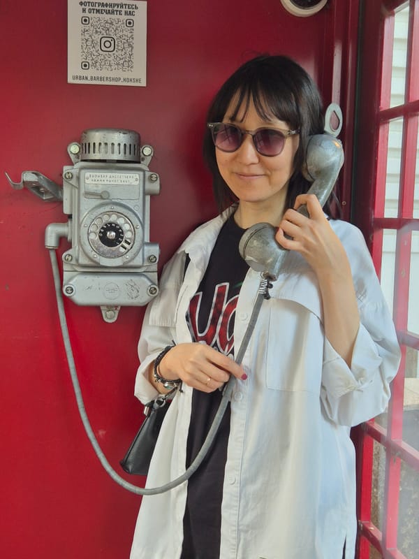 Woman documents vintage phone booth experience in Kokshetau