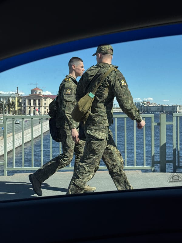 Military personnel observed in multiple Saint Petersburg locations