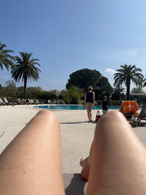 Spring beach day captured in casual moments at Grimaud