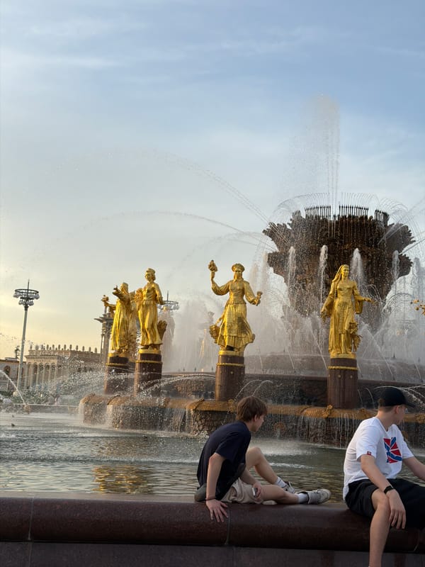 Spring afternoon at Moscow's VDNKh draws couples, lilac admirers
