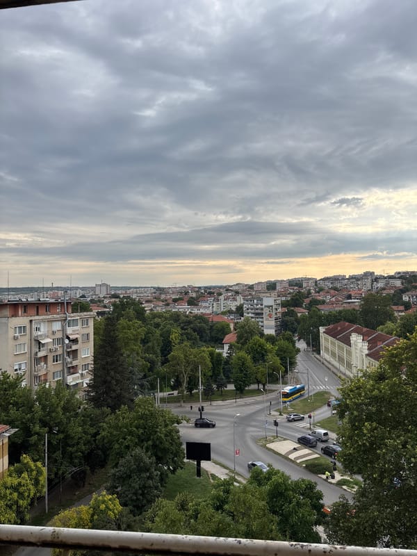 A cloudy morning walk through central Pleven, Bulgaria