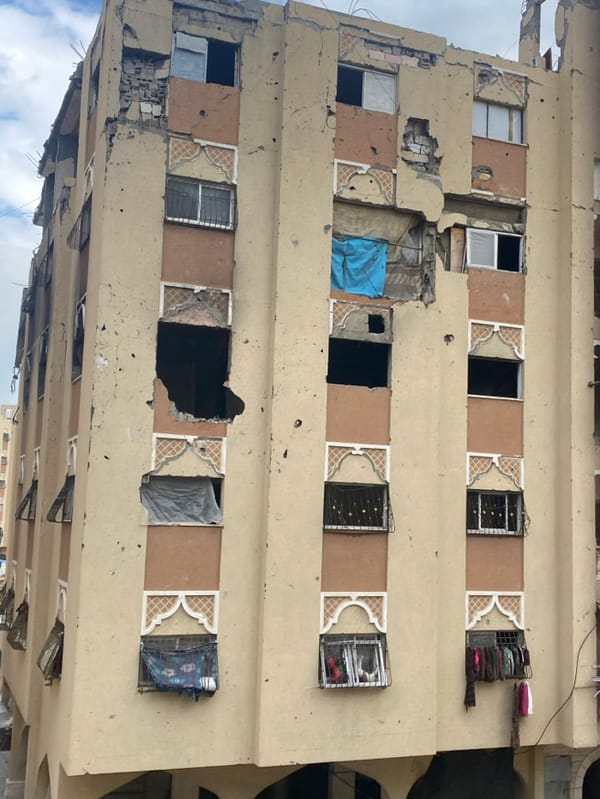 Khan Yunis shows widespread destruction and displacement conditions