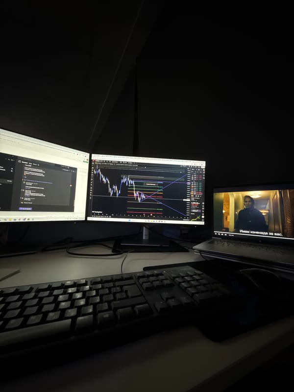 Multi-monitor trading workspace observed in Plovdiv late night