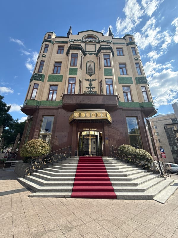 Historic Belgrade hotels documented by witnesses in city center