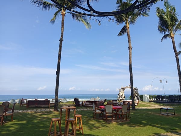 Outdoor dining scene captured in North Kuta, Indonesia