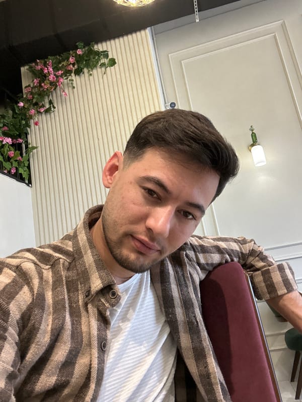 Man documents coffee shop visit in Tashkent