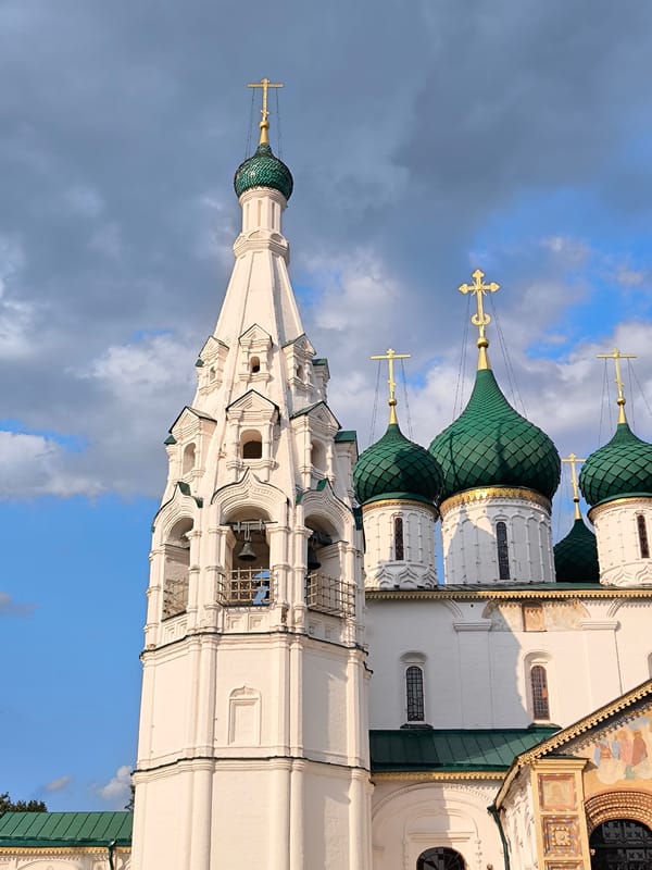 Exploring the Church of Elijah the Prophet and Yaroslavl's historic center