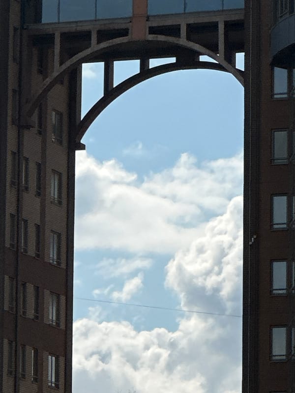 Moscow resident captures spring sky view between buildings