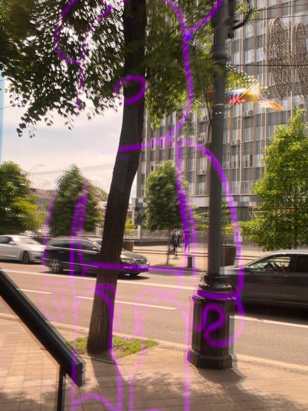 Morning street scenes and public art documented in Krasnodar
