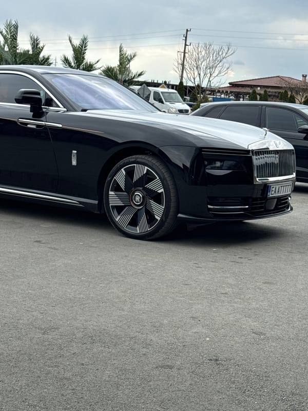 Luxury cars spotted during car wash session in Yambol