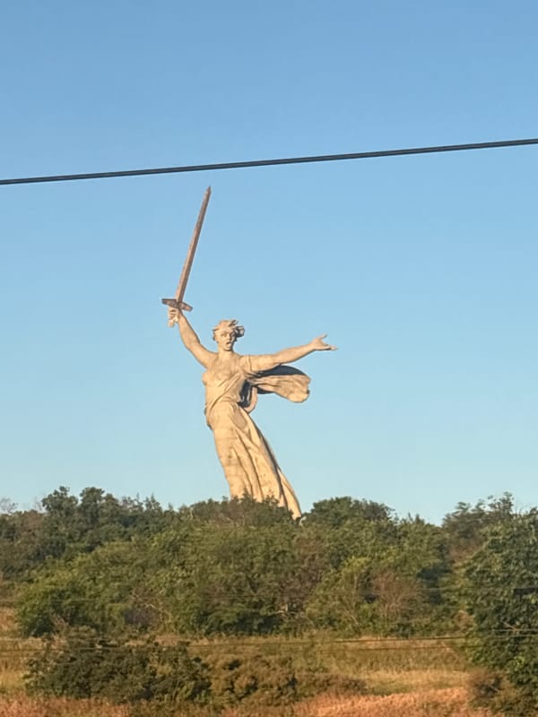Witnesses document iconic Motherland Calls statue in Volgograd