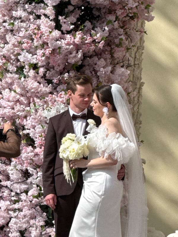 Wedding shoot and park life at a Moscow estate, midsummer