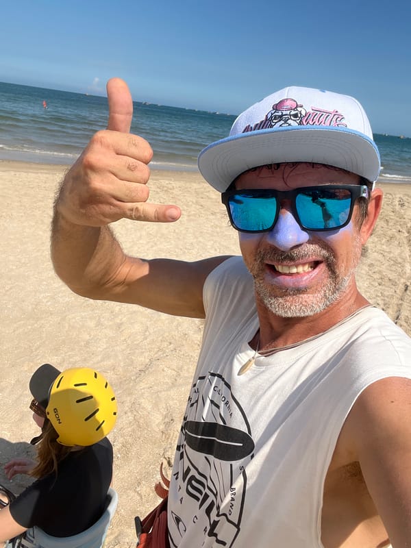Kiteboarding and beach resort life in Mũi Né