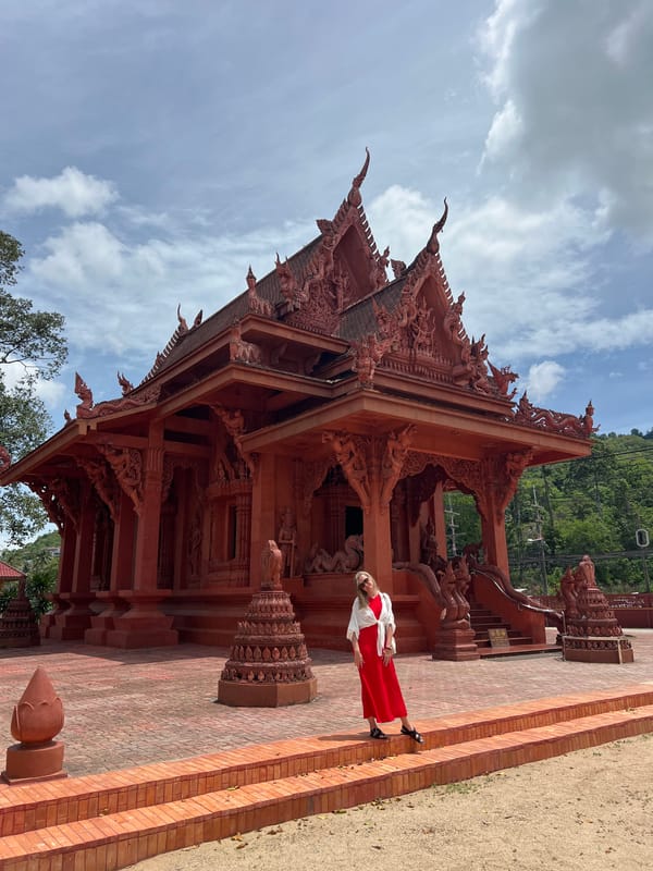 Woman, Girl Tour Buddhist Temples in Baan Hua Thanon