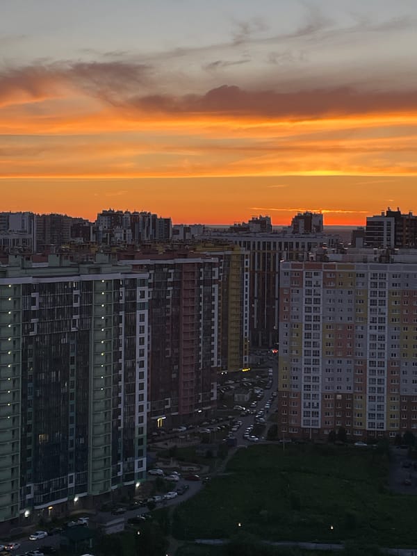 Quiet evening moments captured in Shushary residential area
