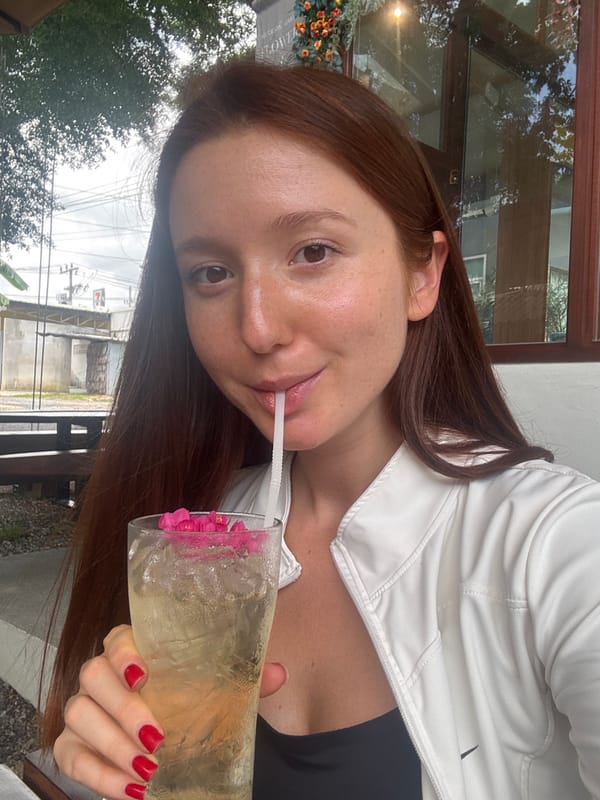 Early morning dining experience documented at Thai restaurant