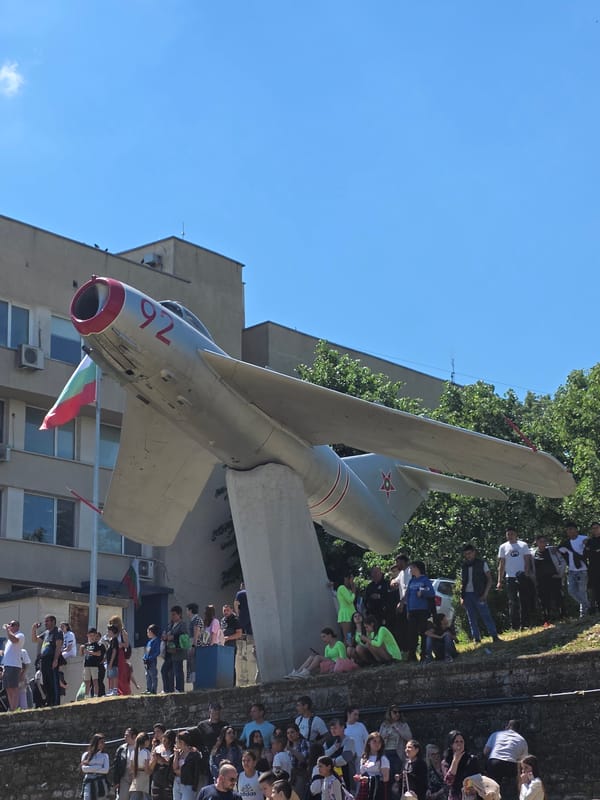 MiG-17 fighter jet monument spotted on Yambol building