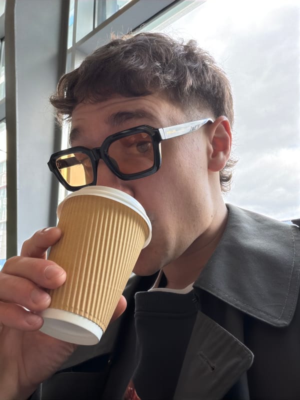 Ordinary Saturday afternoon moments documented across Montreal