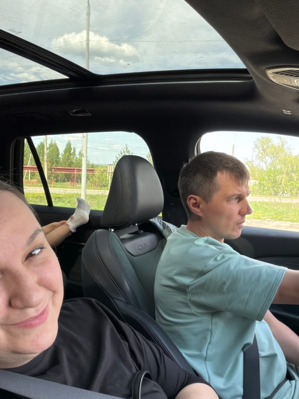 Two passengers photographed in vehicle in Votkinsk, Russia