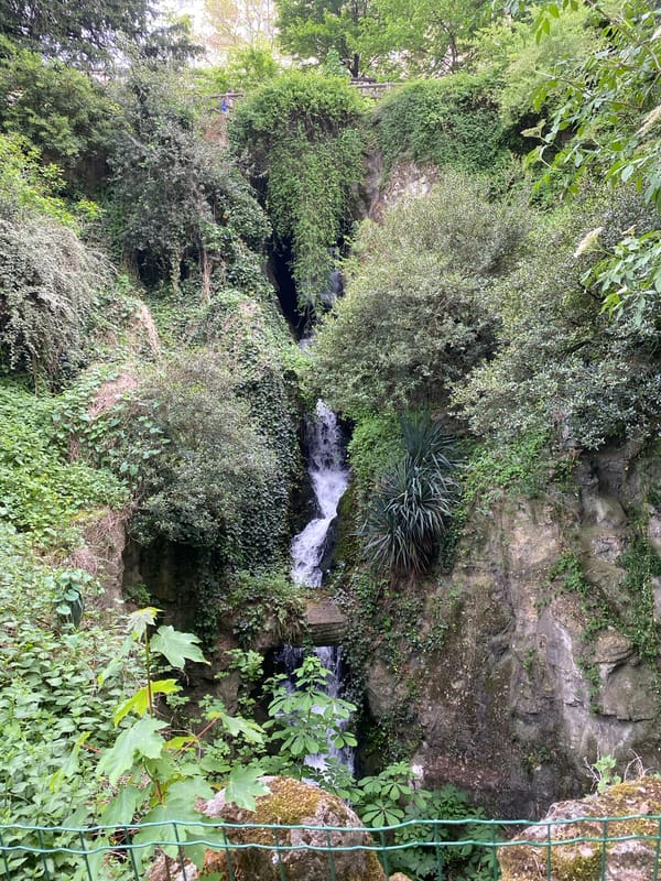 Waterfall captured at Parc des Buttes-Chaumont in Paris