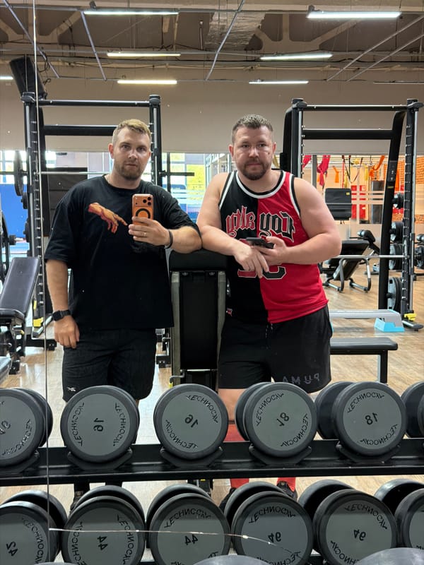 Deadlifts and gym selfies at a Chaikovsky fitness center