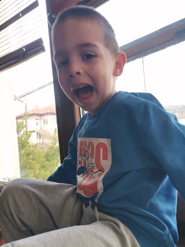 Children observed in casual indoor settings during afternoon hours