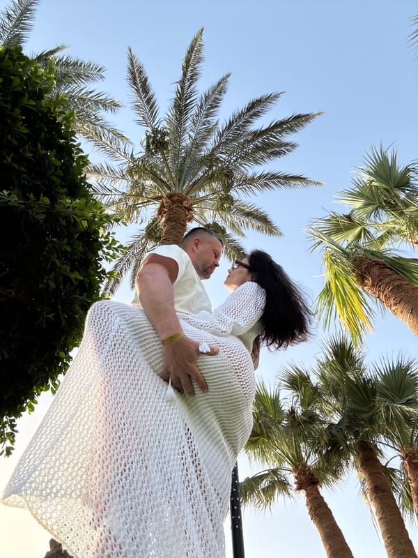 Couple photographed among palm trees in Safaga, Egypt