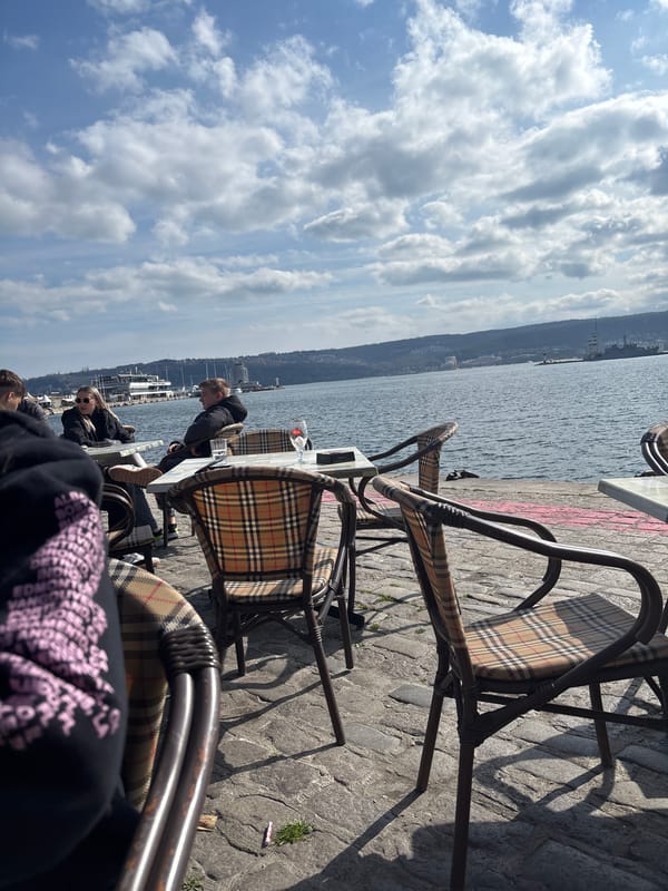 Waterfront dining area captured in Varna, Bulgaria