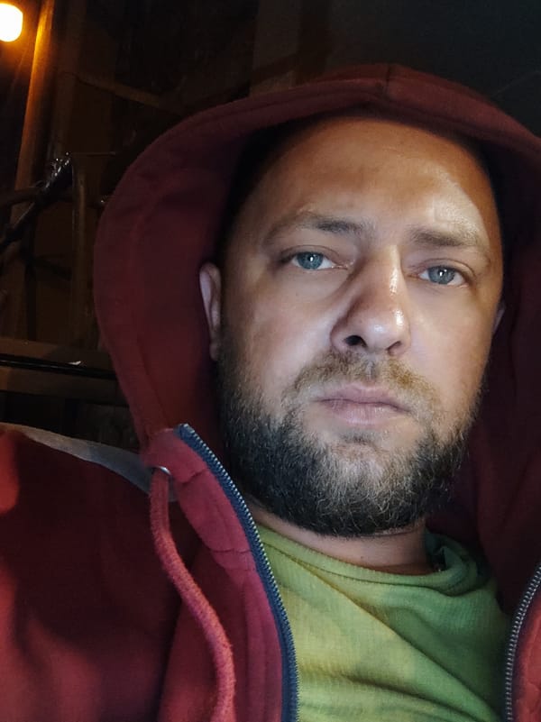 Late-night break at an industrial site in Salzgitter