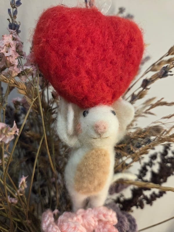 Animals, landscapes, and handcraft in one eclectic photo set