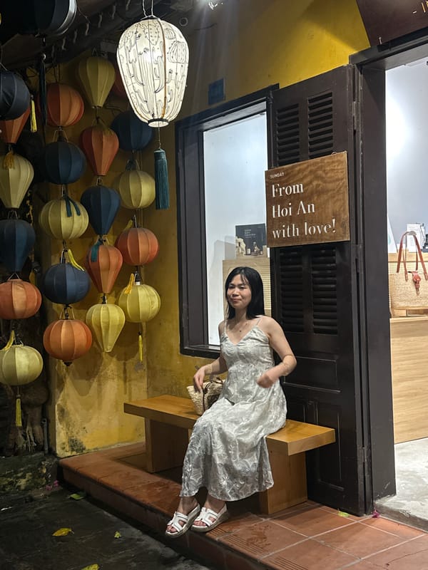 Lanterns and old-town vibes in Hội An at night