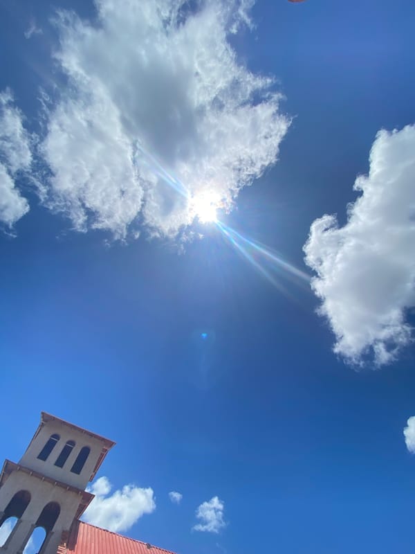 Clear sky with scattered clouds observed in Juan Griego