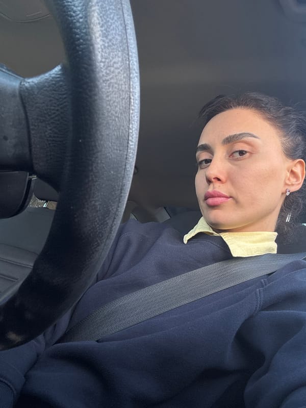 Woman observed driving in Tbilisi wearing seatbelt