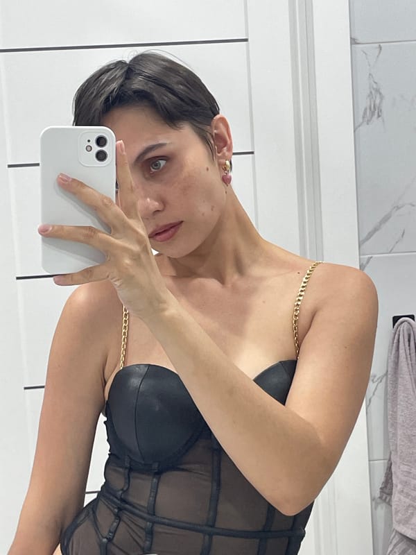 Woman takes bathroom selfies in Izhevsk, Russia