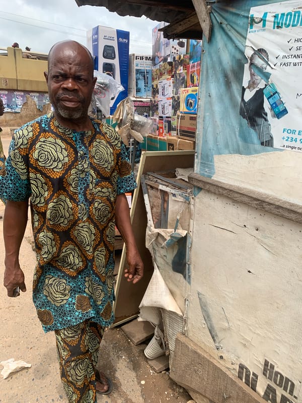 Street life and commerce in Shagamu on a busy weekday morning