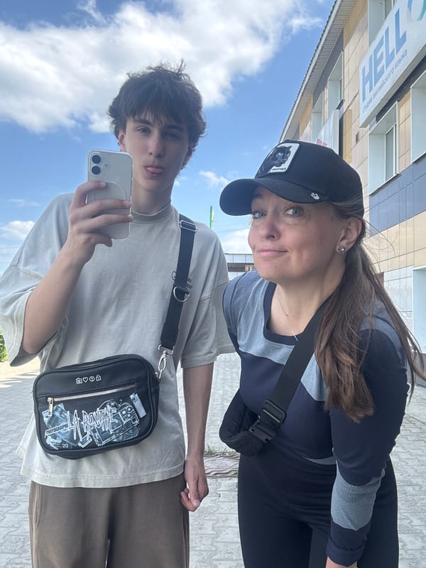 Couple enjoys morning paddle tennis and bike tricks in Chaikovsky
