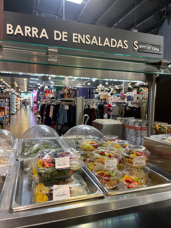 Store food service documented in San Bernardino Tlaxcalancingo